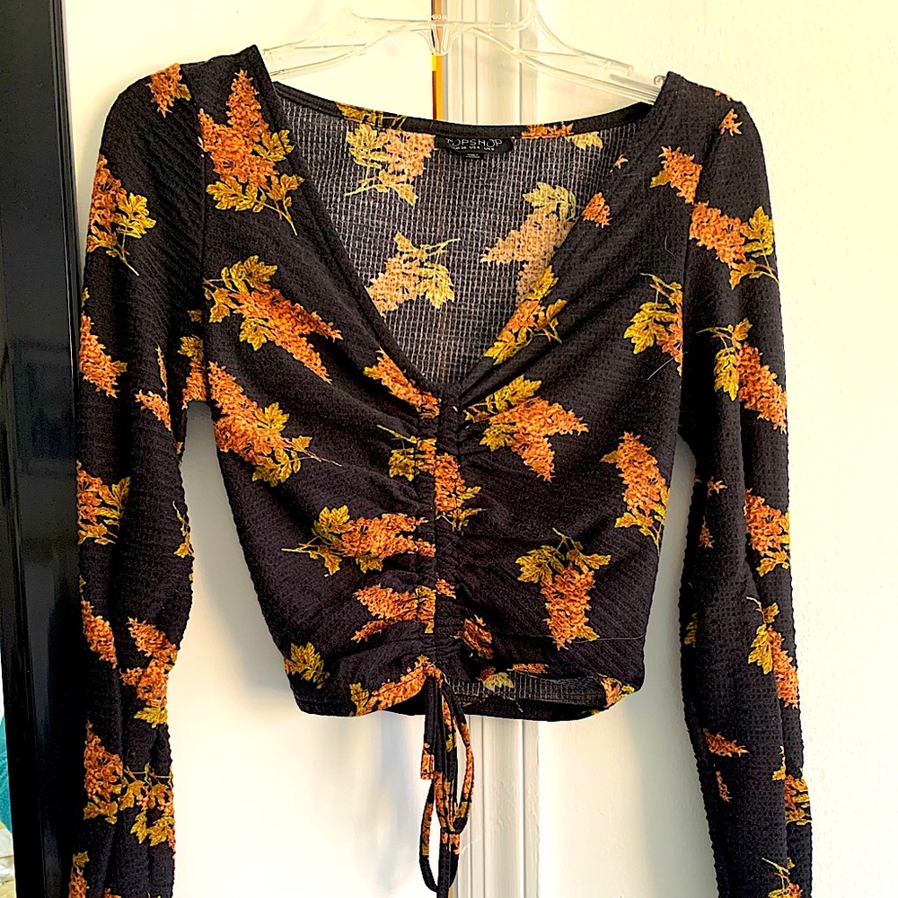 Long sleeve floral crop top